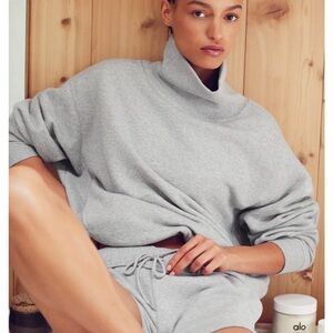 ALO Yoga Light Gray Turtleneck Sweater